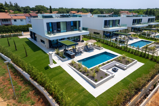 Villa Four, Villas Parenzo - Luxus-Häuser mit Meerblick in der Nähe von Poreč, Istrien - Kroatien Osijek